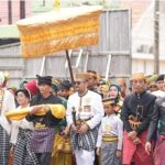 Prosesi penyucian keris kerajaan Mamuju